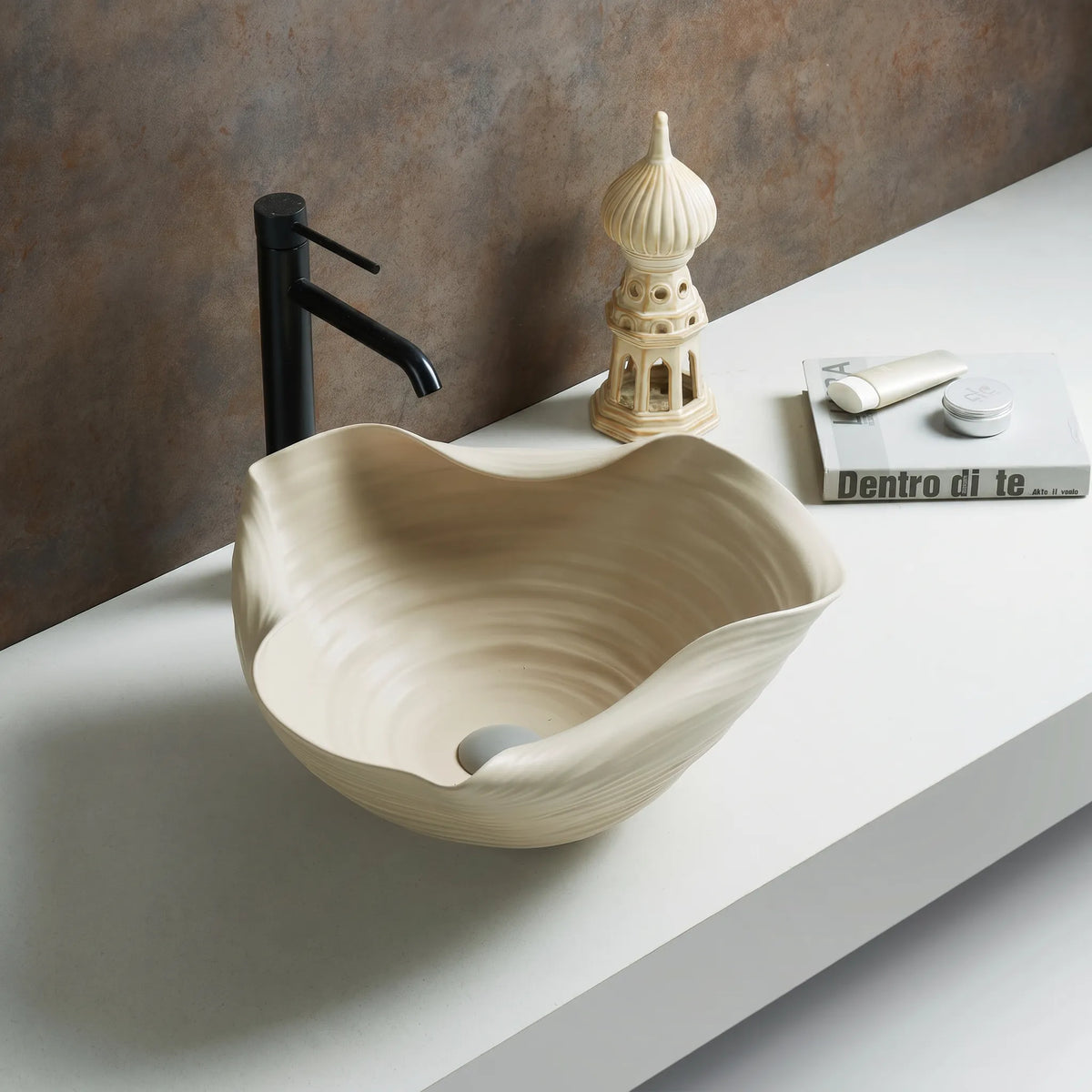Onda Sculptural Countertop Basin